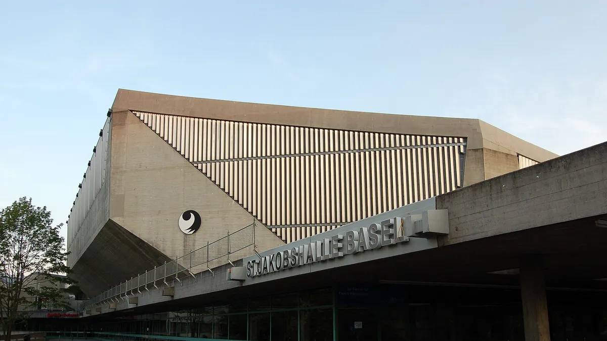 Exterior del pabellón St. Jakobshalle de Basilea, sede del torneo ATP 500 (foto de archivo)