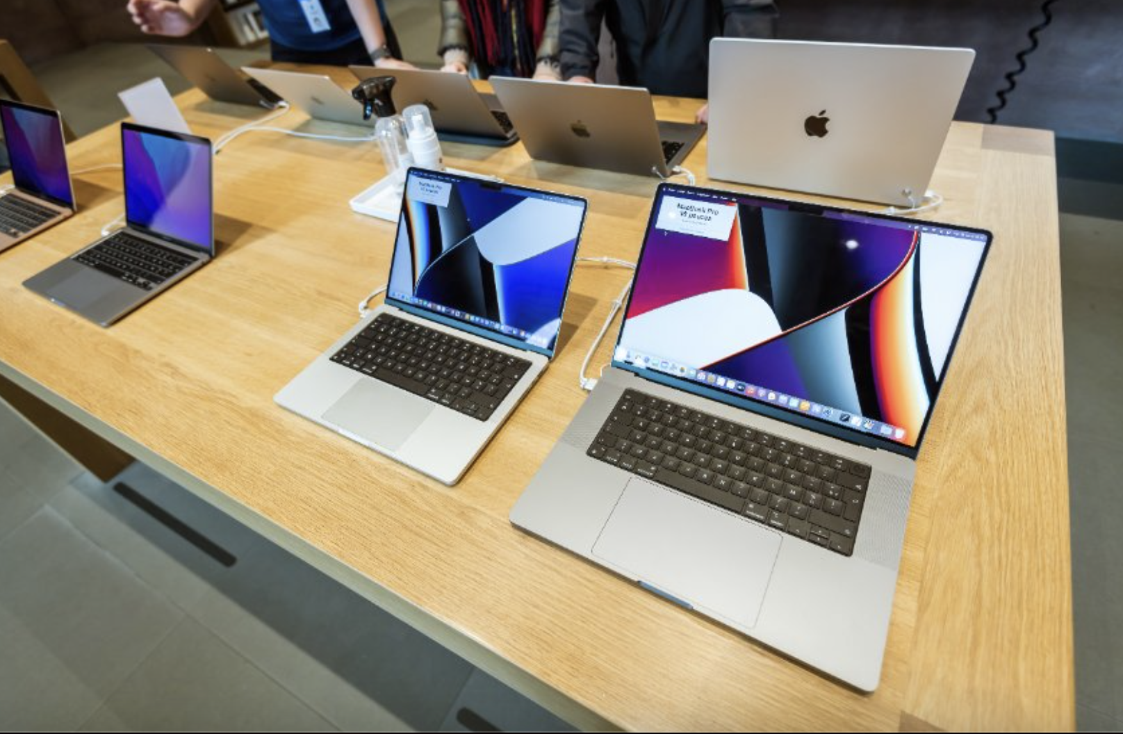 Apple 2025 MacBook Air